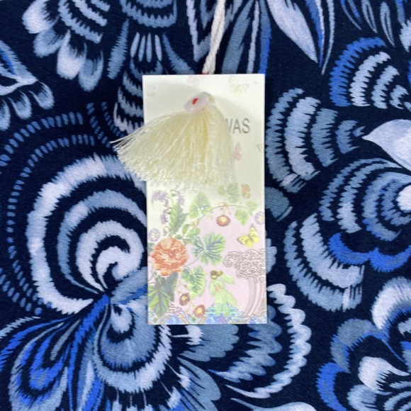 NWT Johnny Was Blouse Top Sz L Blue Artsy Whimsical Printed 3/4 Sleeve MSRP $150 - Picture 5 of 11
